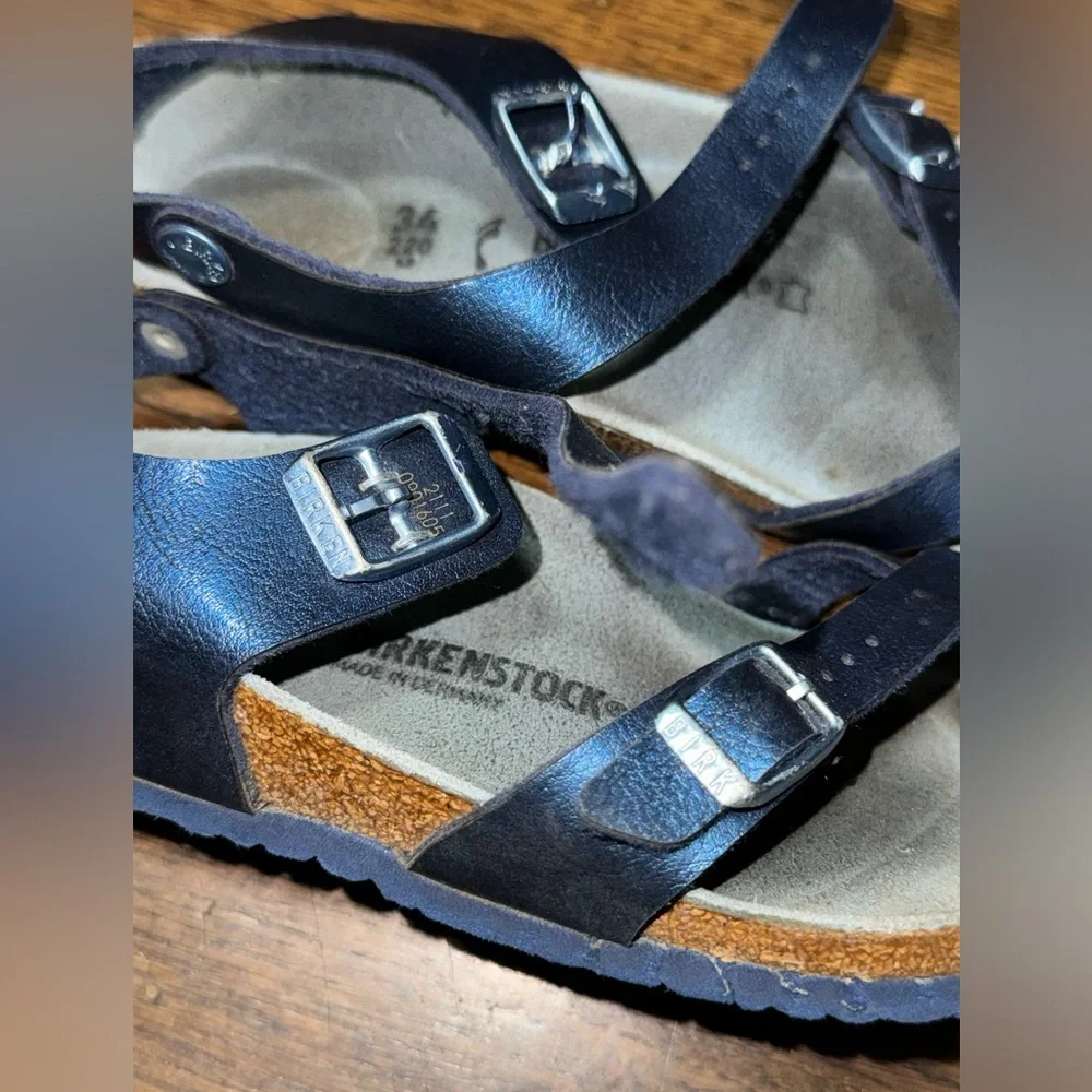 Birkenstock Kids Blue Metallic Sandals size 3 - Picture 3 of 4